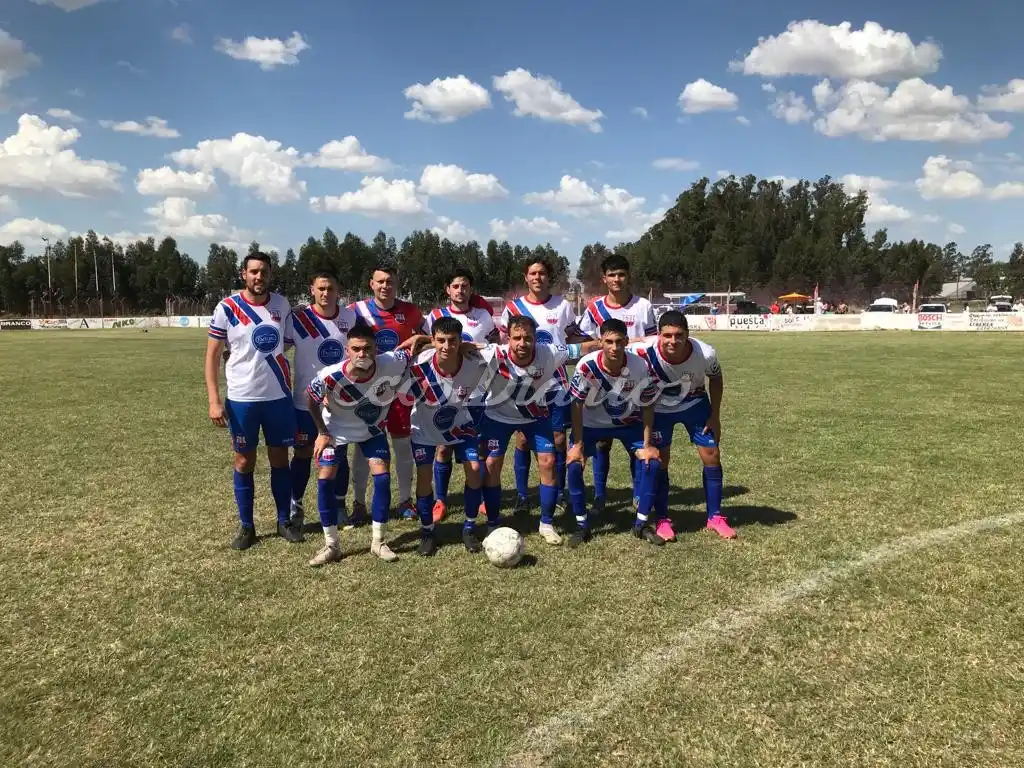 La formación titular del recién ascendido