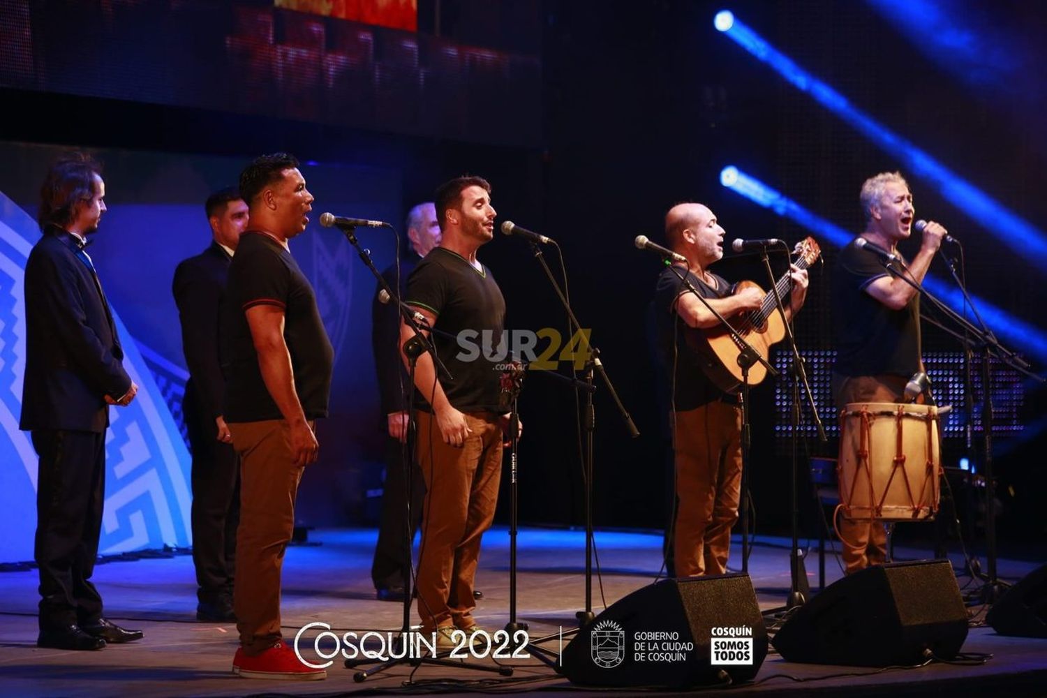 El conjunto vocal santafesino Karê brilló en apertura de Cosquín