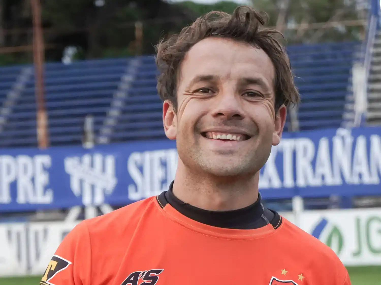 Jonathan Ríos, defensor y capitán de Villa Díaz Vélez