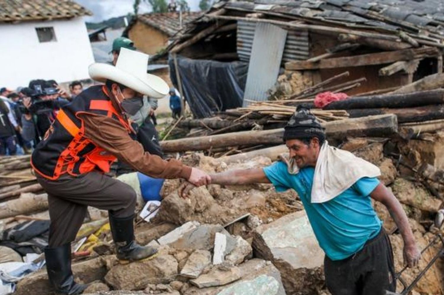 Más de 13.000 personas se quedan sin casa por el terremoto en Perú