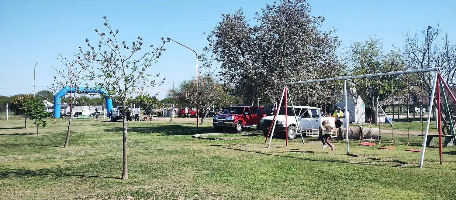 El CUECG celebró el 107 aniversario y el "Día del Empleado de Comercio"