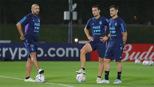 Scaloni define el equipo de la Selección Argentina con Panamá