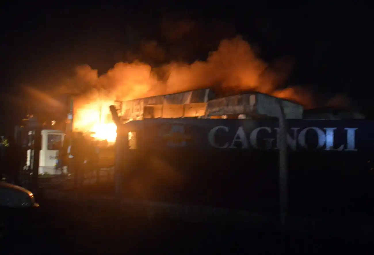 Desde Cagnoli destacaron el accionar de los trabajadores y agradecieron a los Bomberos