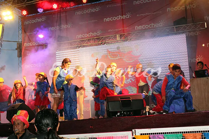 Con varios espectáculos se festeja el carnaval