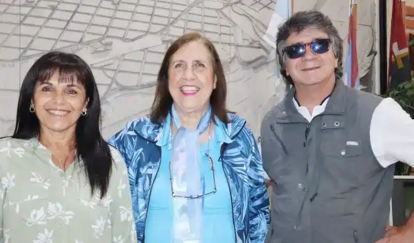 Gala folklórica en el Teatro Odeón. Una noche de voces, música y tradición