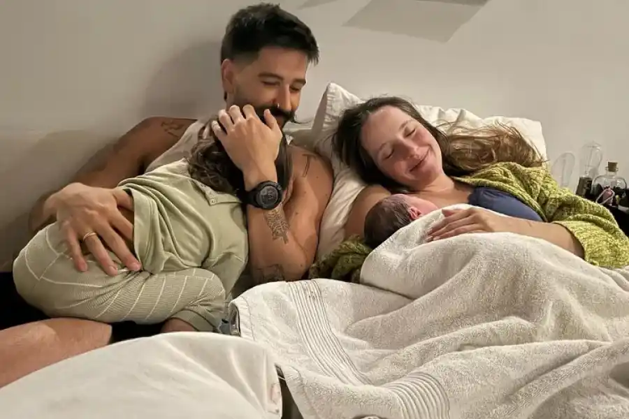 "Niña de terciopelo dorado": nació Amaranto, la segunda hija de Camilo y Evaluna Montaner