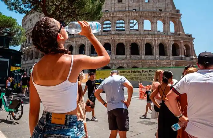 «Apocalipsis» la ola de calor que tiene ardiendo a Italia