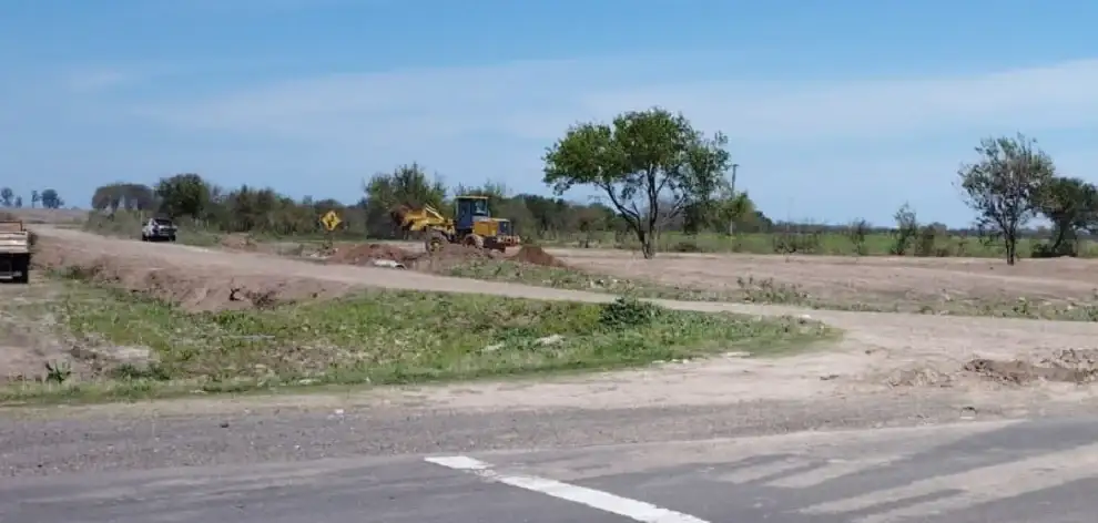 Avances para la instalación de un embarcadero y trabajos de mantenimiento en Octavo Distrito