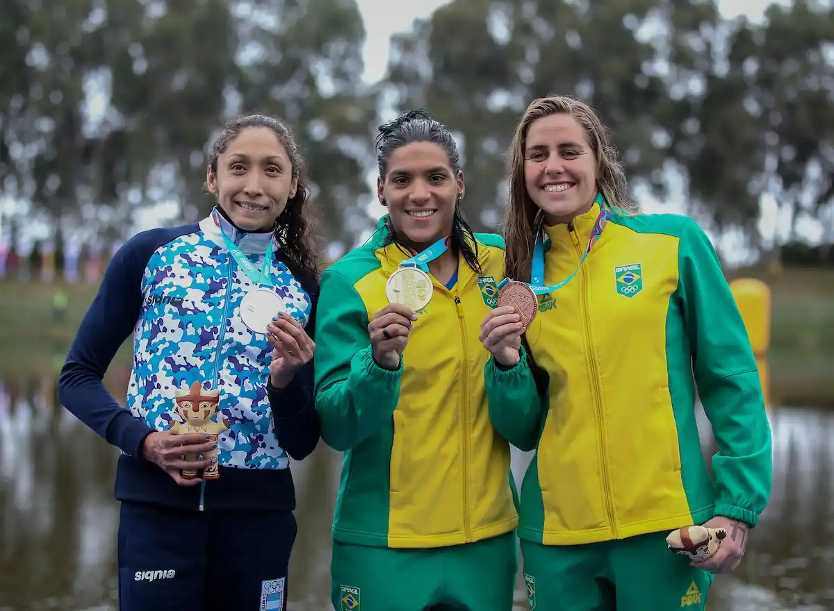 Biagioli y Bértola lograron medallas de plata en las aguas abiertas