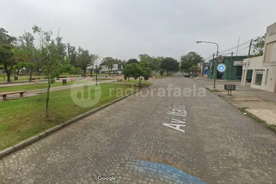 Agarró una caja de magdalenas que se le cayó a un camionero y se la secuestraron