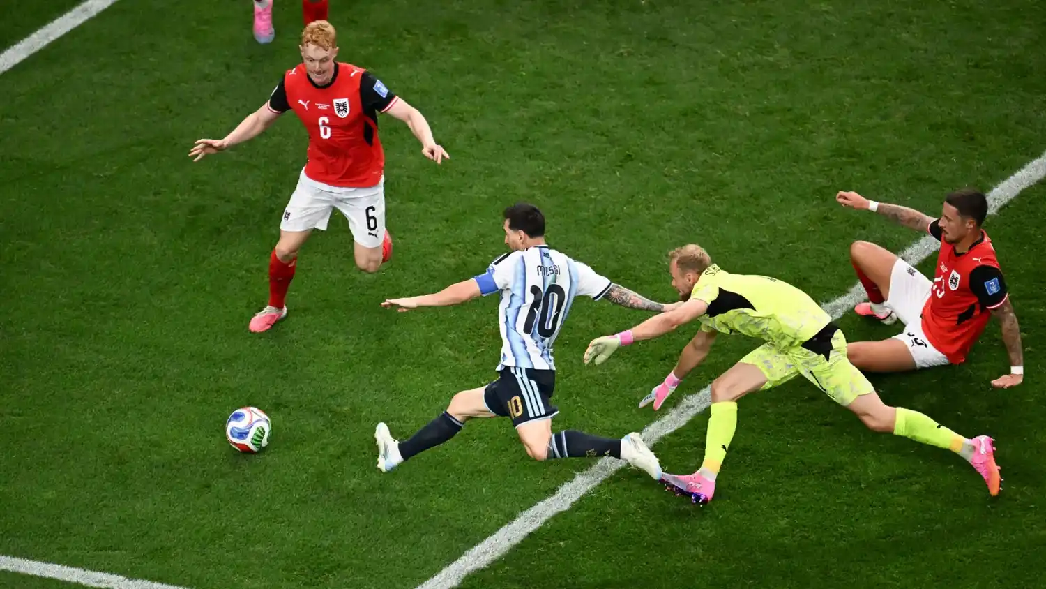 Messi sella la victoria argentina con su segundo gol.