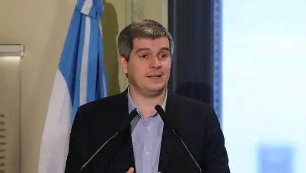 Peña: "Tarde o temprano va a haber que pagar" el aumento de tarifas