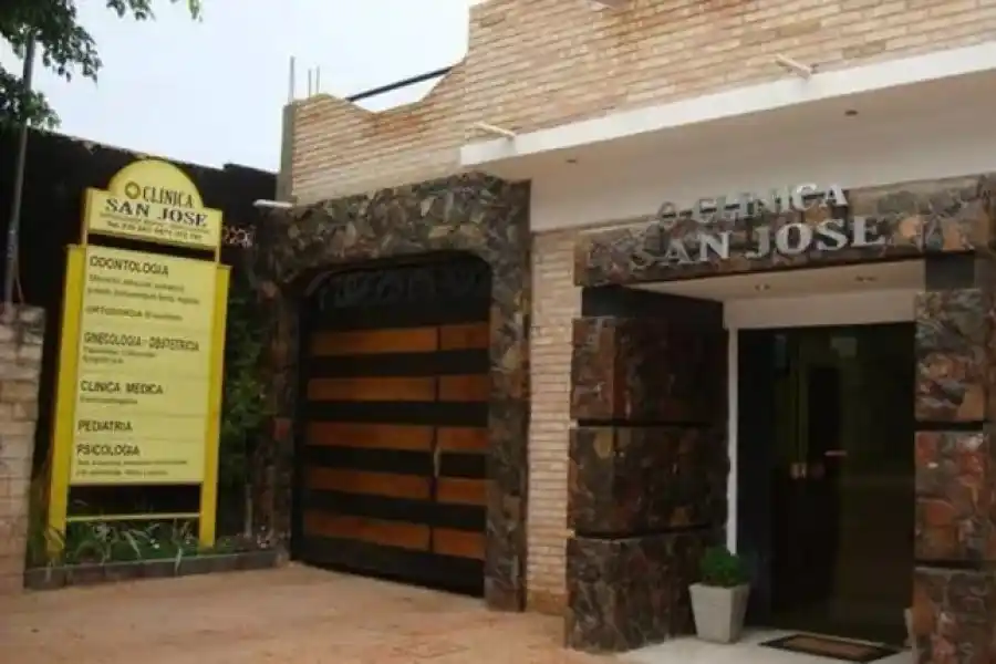 El insólito episodio ocurrió en la Clínica San José de Villa Elisa.