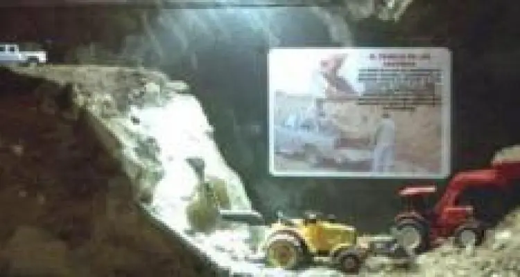Maqueta y zoológico del pasado