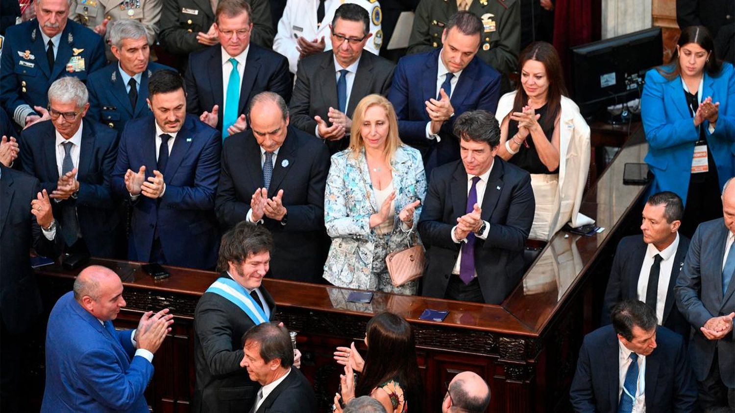 El Presidente Javier Milei convocó a las provincias y la Ciudad de Buenos Aires a firmar el Pacto de Mayo