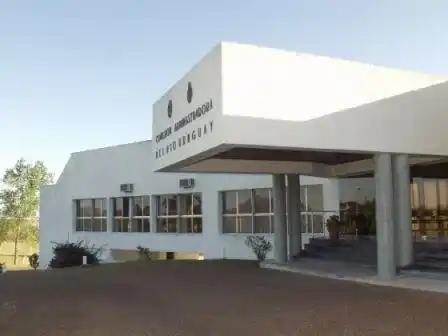 La CARU adquirió un nuevo barco para las campañas de investigación