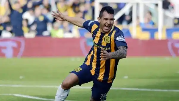 Boca le quiere soplar a Montoya al Millonario