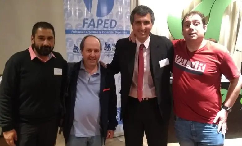 Periodistas en congreso nacional