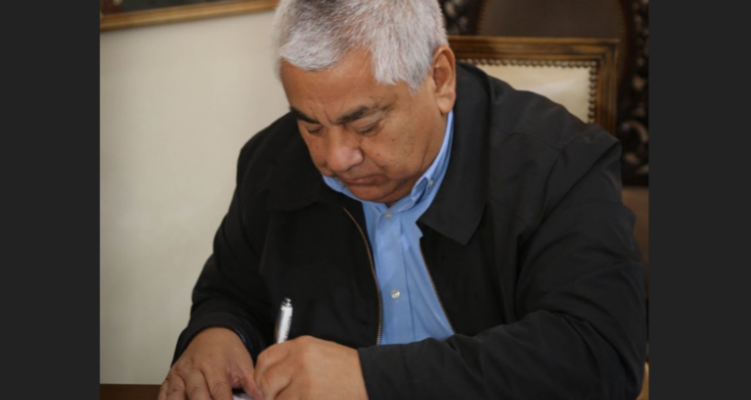 Cecilio Salazar pidió licencia sin plazo de regreso a raíz de su operación y el Concejo la trata este martes