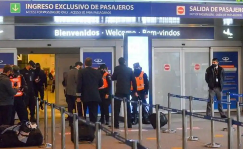 Se establecieron los requisitos para el ingreso a la Argentina de turistas extranjeros