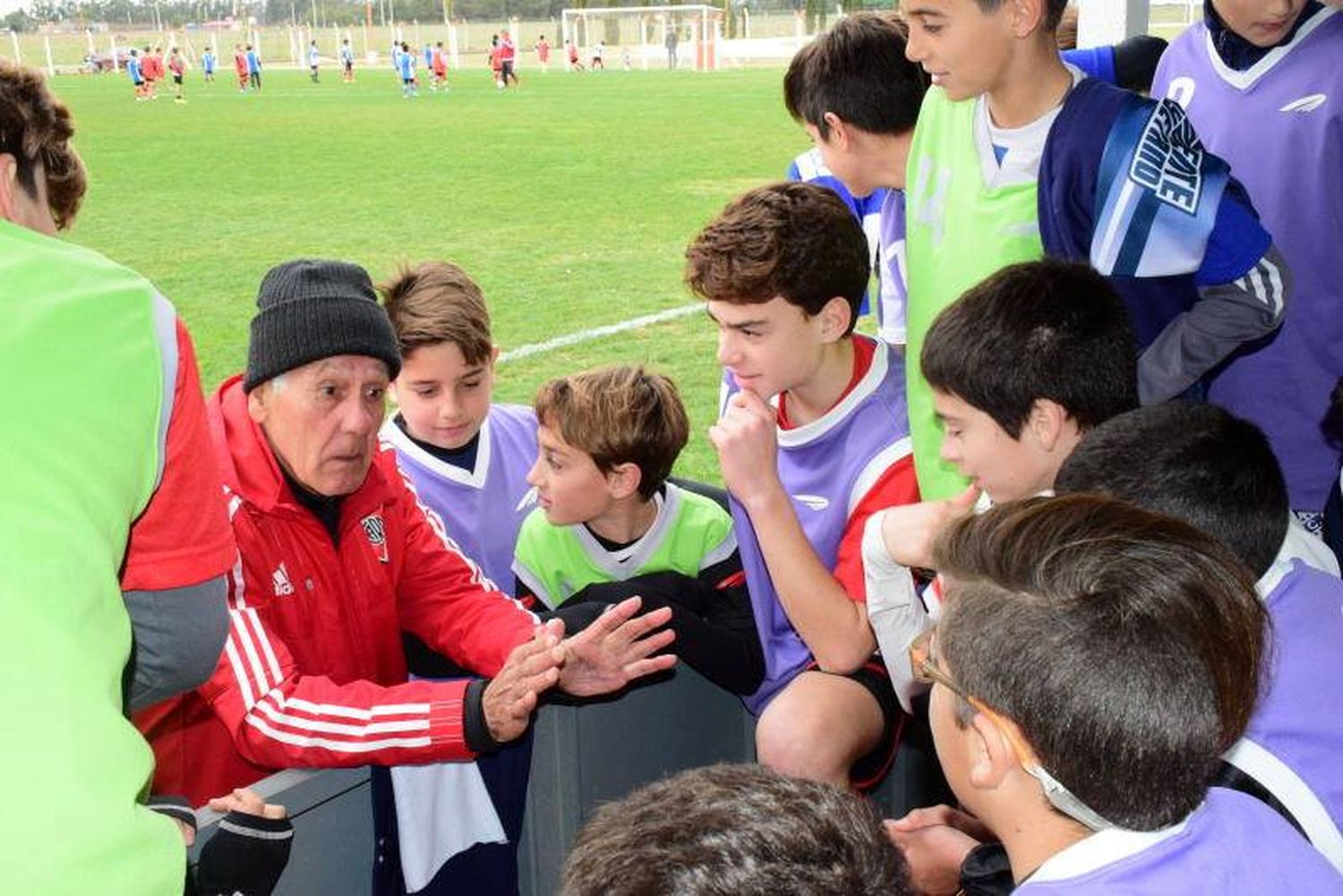 SAN CAYETANO: River probó futbolistas