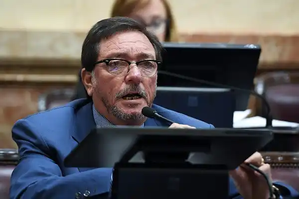 Guastavino respondió a ElDía: “El equipo que tengo tiene que ver con el trabajo que tengo”