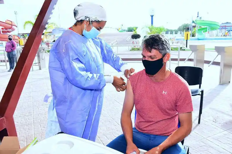 “Es muy difícil estimar cuándo se podrá alcanzar la inmunización comunitaria”