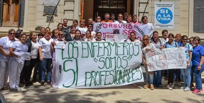 Enfermeros reclamaron: “Somos profesionales, no administrativos”