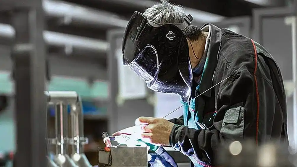 Más empleo, más valor agregado y más desarrollo