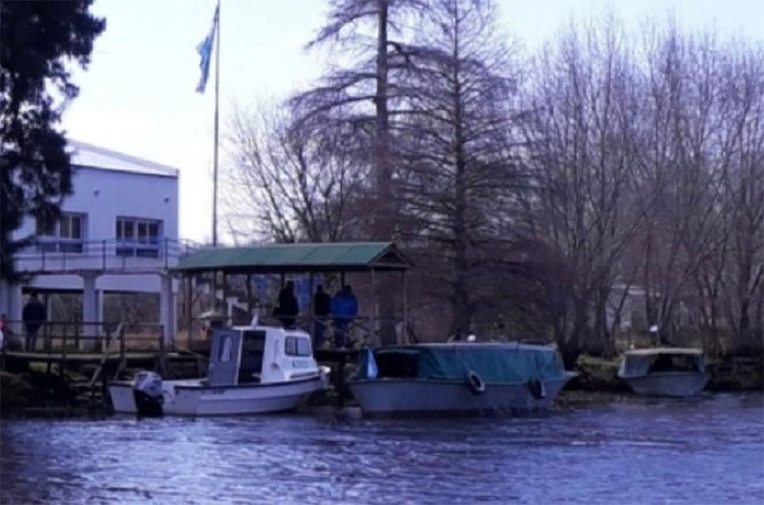 Las escuelas de Islas y Paranacito se preparan ante la inminente crecida del río