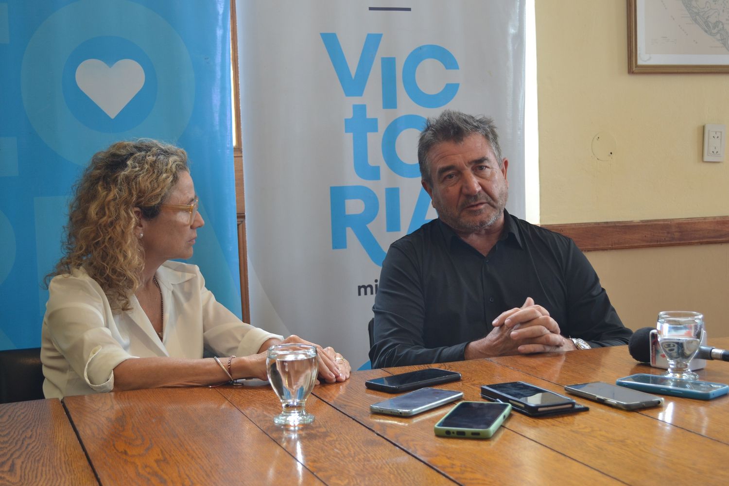 Importantes definiciones dejó Roncaglia durante su visita a Victoria