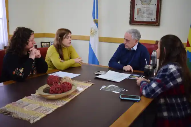 Chascomús y el Colegio de Ingenieros Agrónomos y Forestales firman convenio para impulsar el desarrollo local