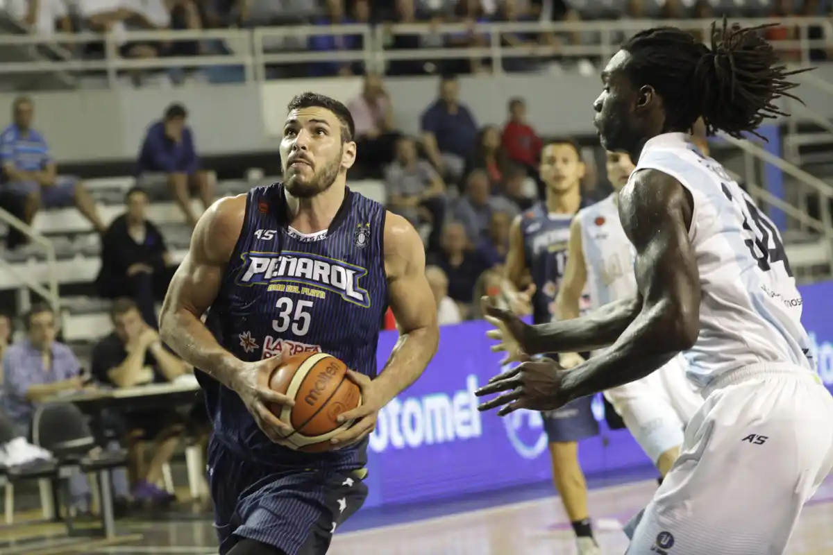 Peñarol recibe al Quimsa del "Che" García