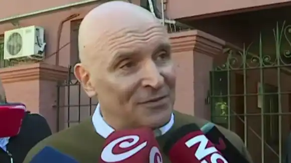 José Luis Espert votó en San Isidro y evitó hablar de su baja como candidato: "Ya dije todo lo que tenia que decir"