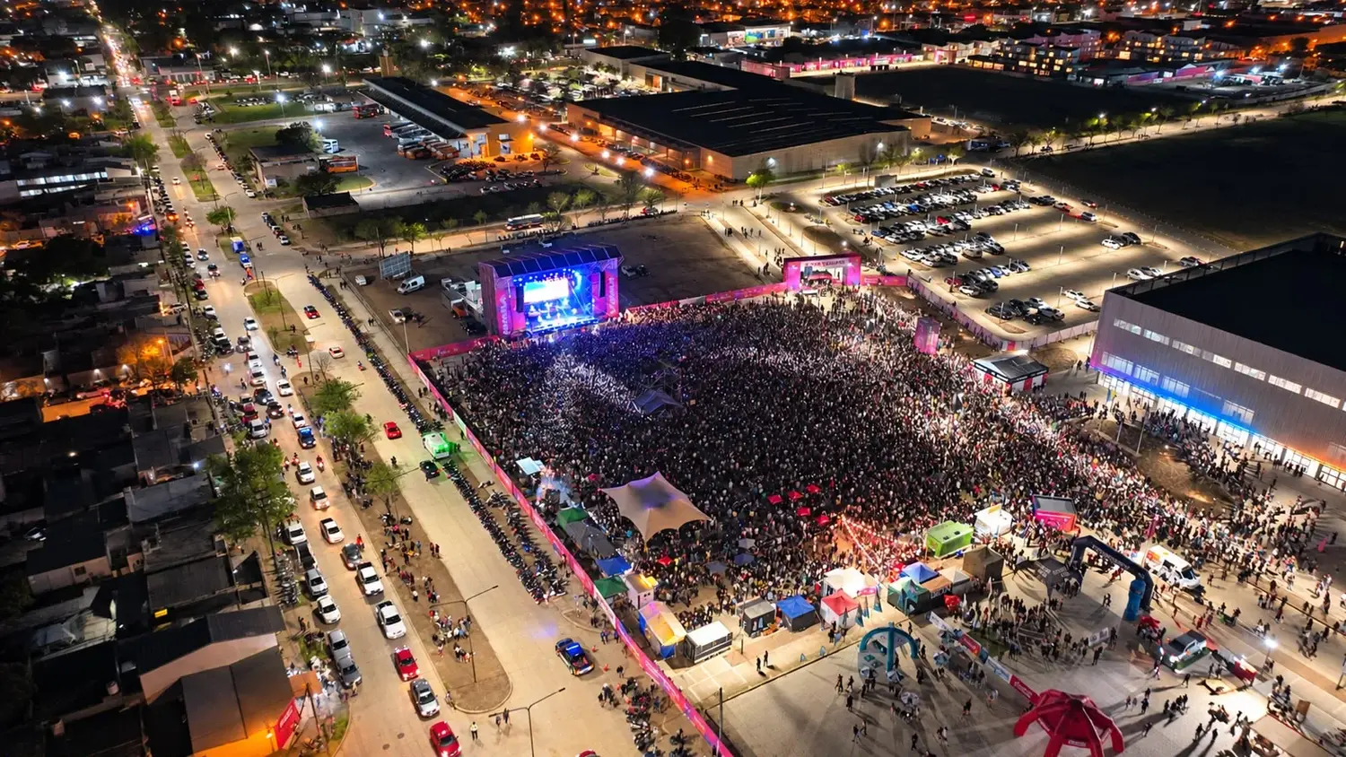 Fan Fest en Rafaela, Rosario y Santa Fe: una noche de música y celebración masiva