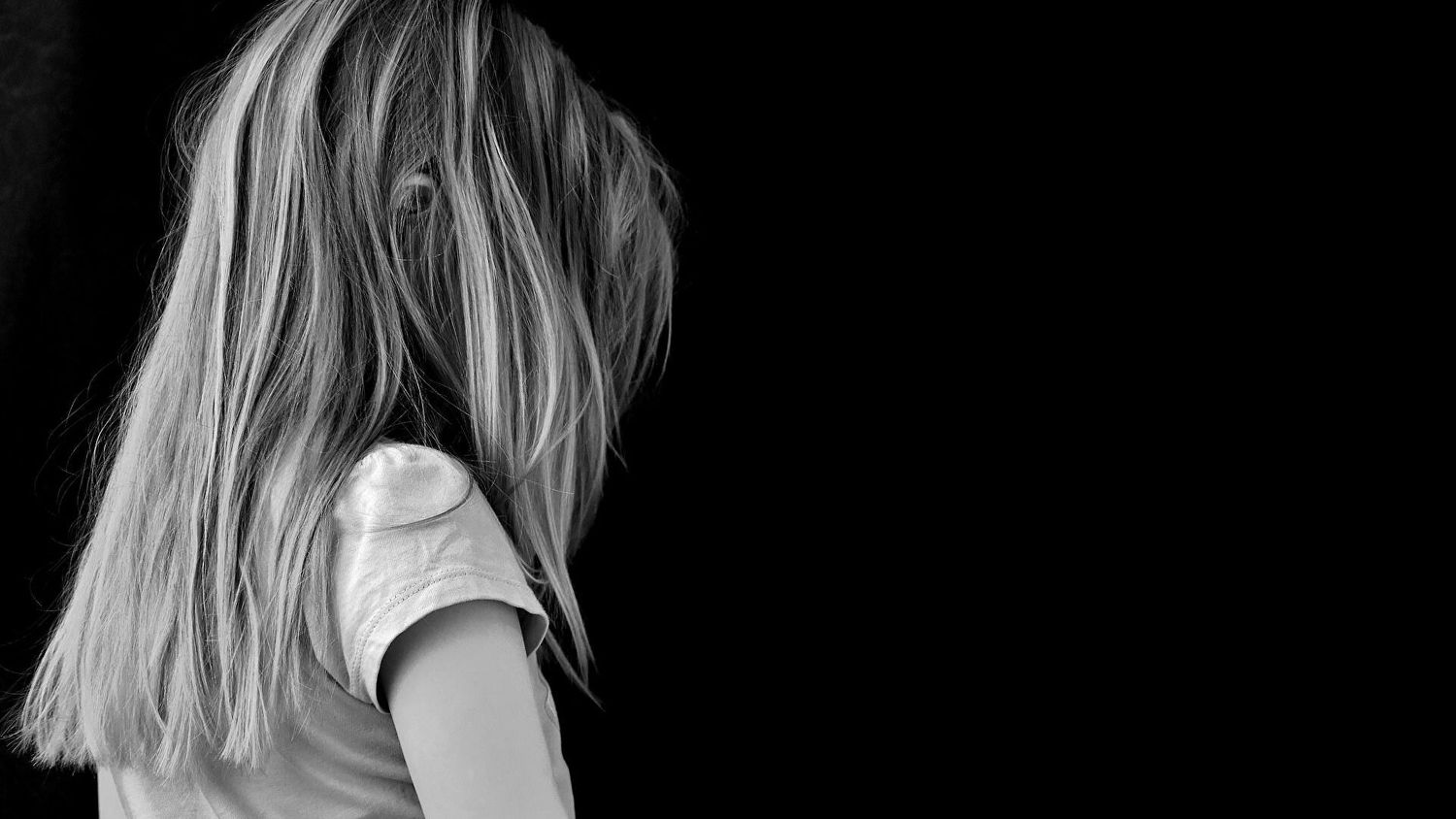 Denuncian que un docente abusó de su hija de dos años