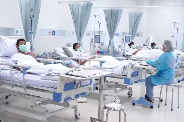 Rescate en Tailandia: los chicos se recuperan en el hospital