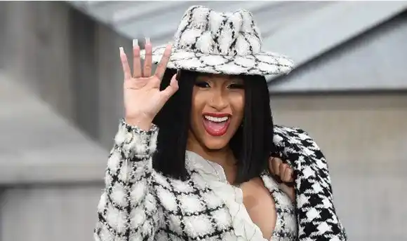 Rapera Cardi B gana demanda millonaria