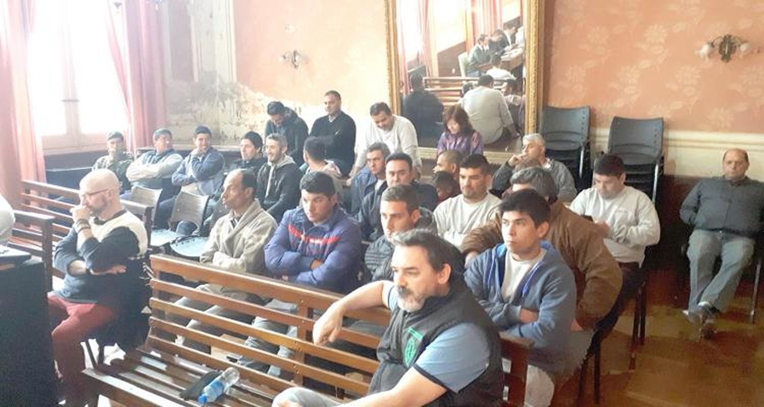 Sin emergencia laboral, “premio consuelo” para los trabajadores despedidos