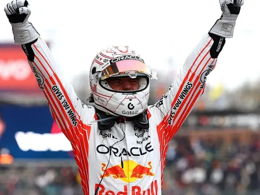 Verstappen ganó de punta a punto en Japón. Foto:Reuters