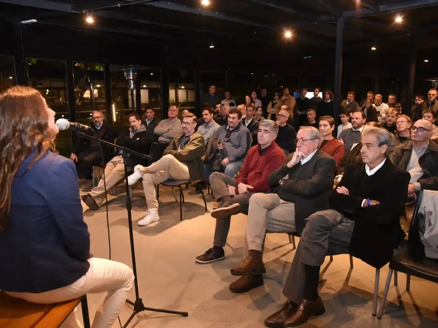 Cintia Scoles se presentó en sociedad como la flamante presidente del Clúster Tecnológico.