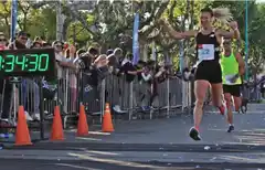 Luján Urrutia, ganadora en los 10 K de Bolívar