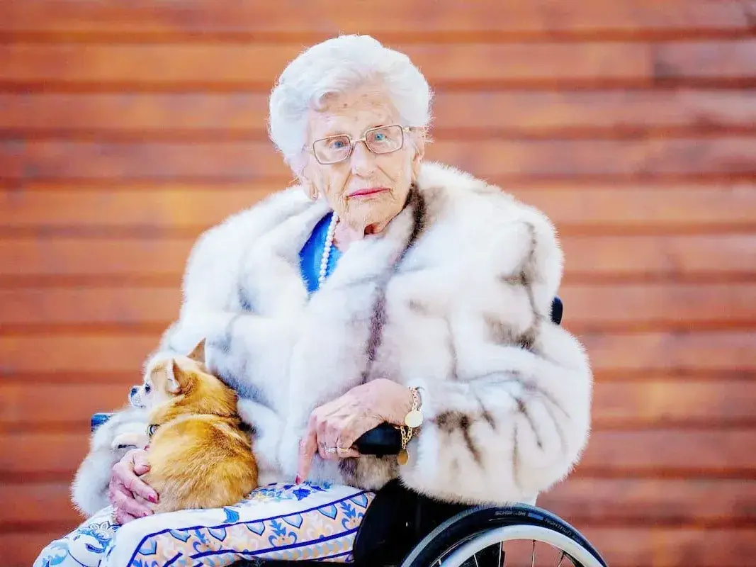 Murió la princesa Astrid de Noruega a los 94 años, dos días después del funeral de su hermano