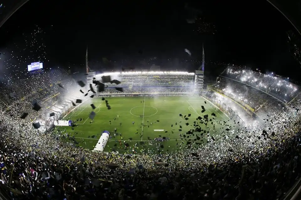 La Bombonera late: El espectacular recibimiento para equipo del Vasco  