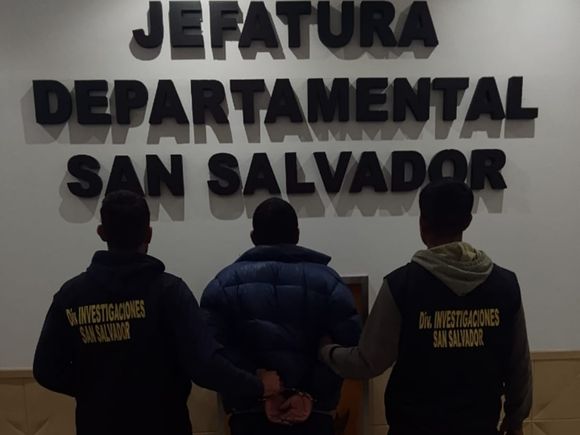 Detienen en San Salvador a un hombre con pedido de captura nacional por defraudación