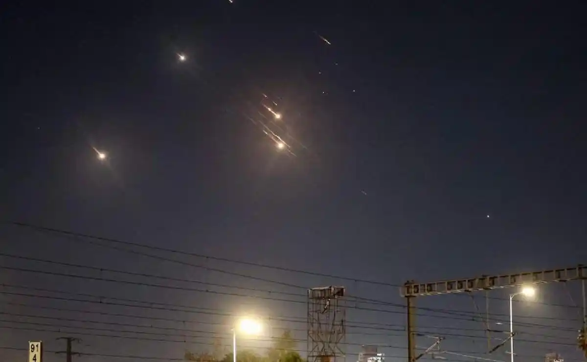 Irán lanzó decenas de misiles a Israel