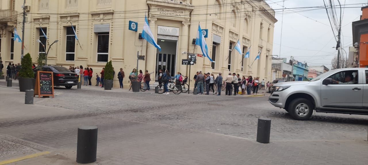 Tres días sin actividad bancaria: cómo quedó el calendario de pagos de Anses