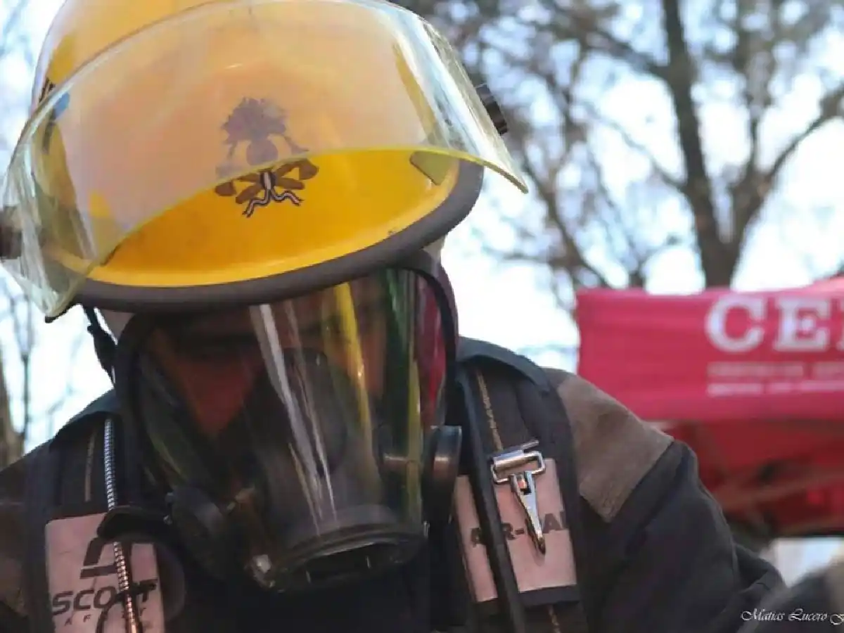 Bomberos argentinos viajarán a Brasil para combatir los incendios en Amazonas