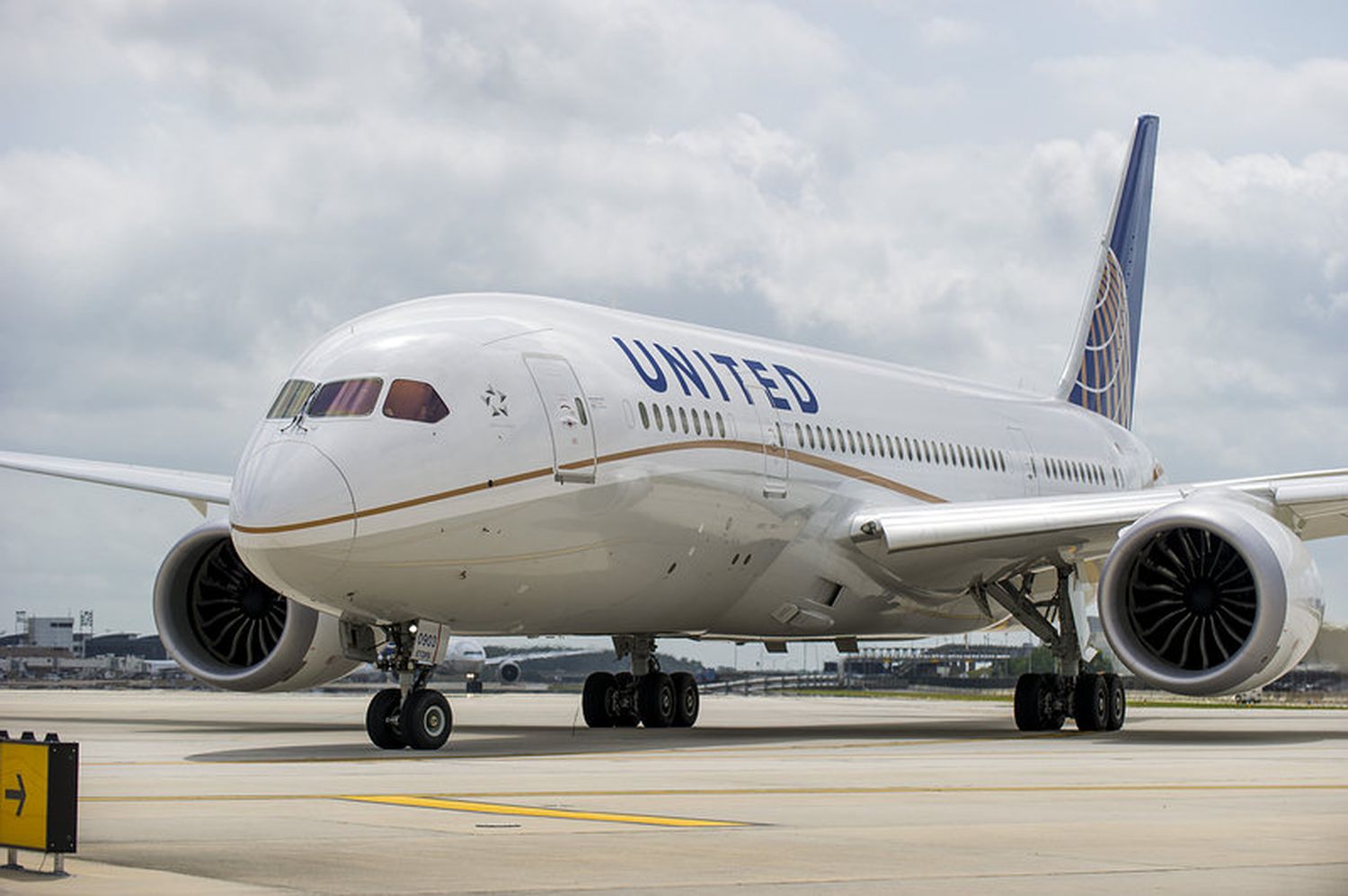 United Airlines volvió a operar el Dreamliner