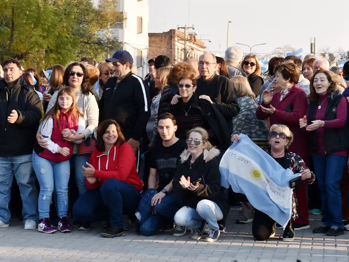 Apoyo a Macri: "No queremos que vuelva el autoritarismo y el populismo"